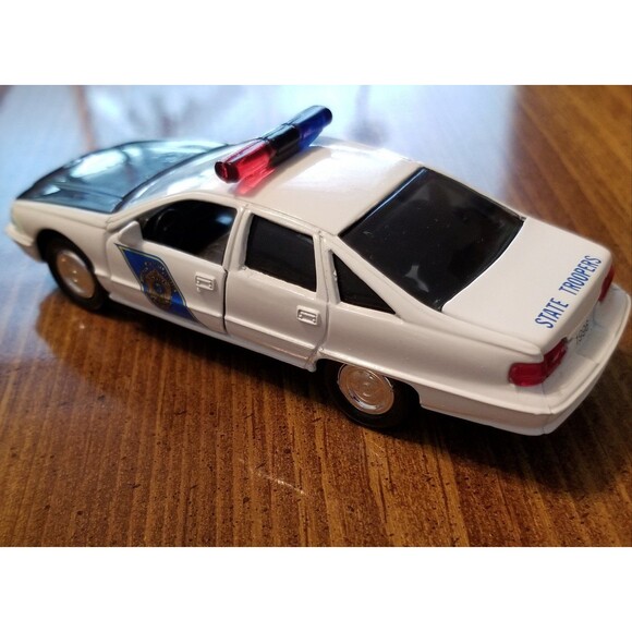 Alaska State Police Road Champs die cast police car 1:43 scale - Picture 1 of 10
